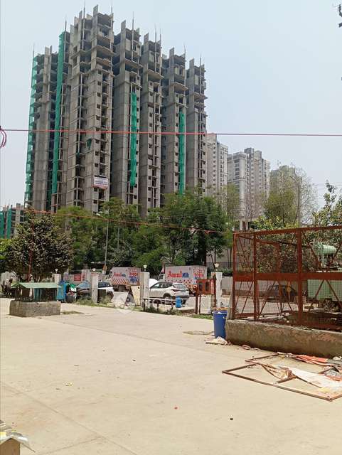 Why choose Mittal Co. for commercial properties